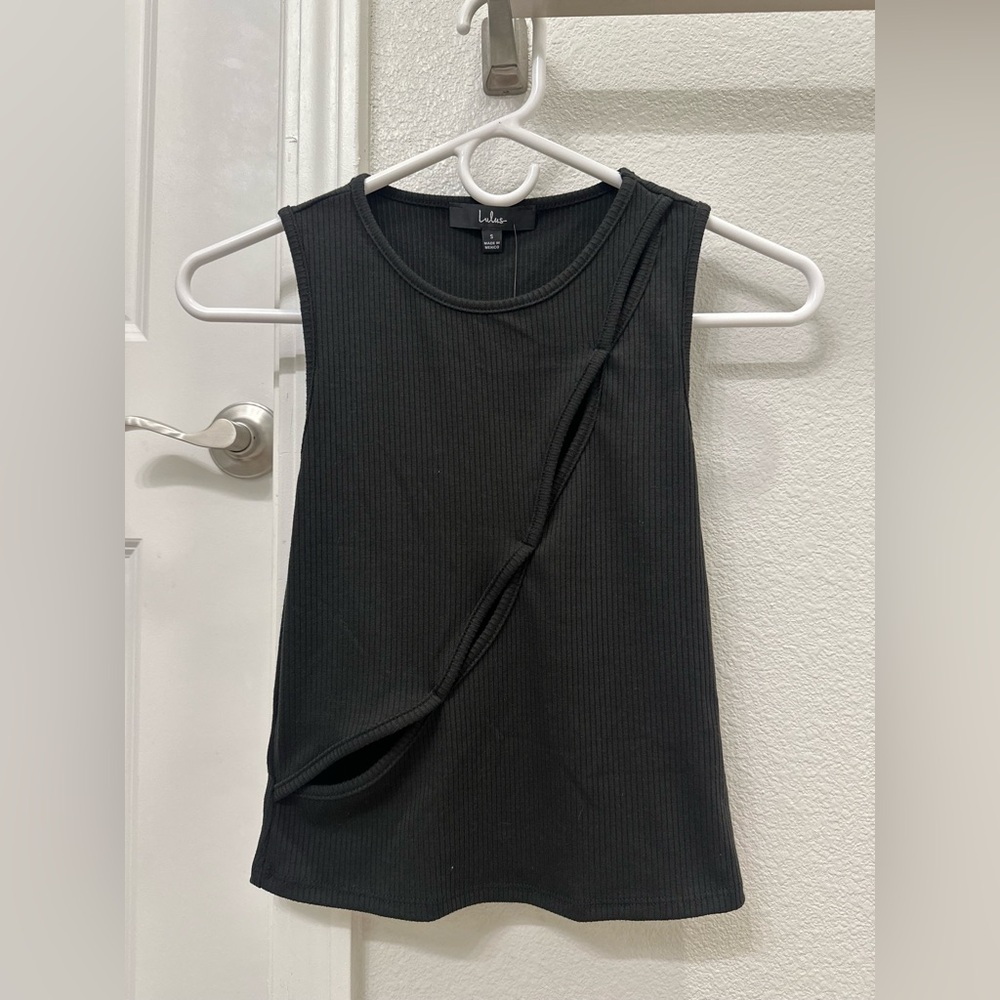 Lulu's Ribbed Black Tank Top